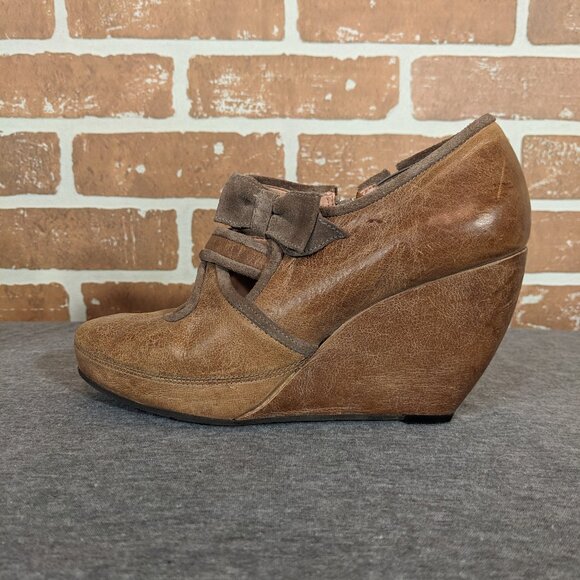 Miss Albright Brazilian Leather Wedge Heels - Picture 1 of 7
